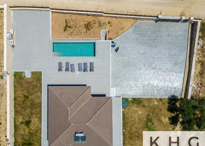 βιλα ελευθερία με ιδιωτικη πισινα 5 λεπτα απο το αργοστολι